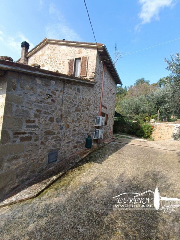 casa indipendente in vendita a Todi in zona Casemasce