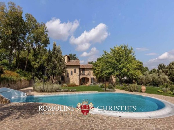 casa indipendente in vendita a Todi