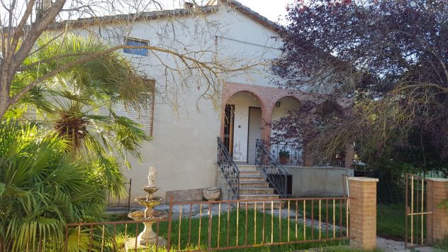 casa indipendente in vendita a Todi in zona Cacciano