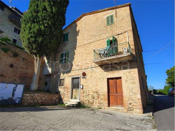 casa indipendente in vendita a Todi in zona Pantalla
