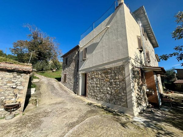 appartamento in vendita a Todi in zona Camerata