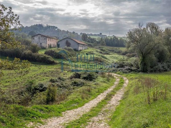 casale in vendita a Todi