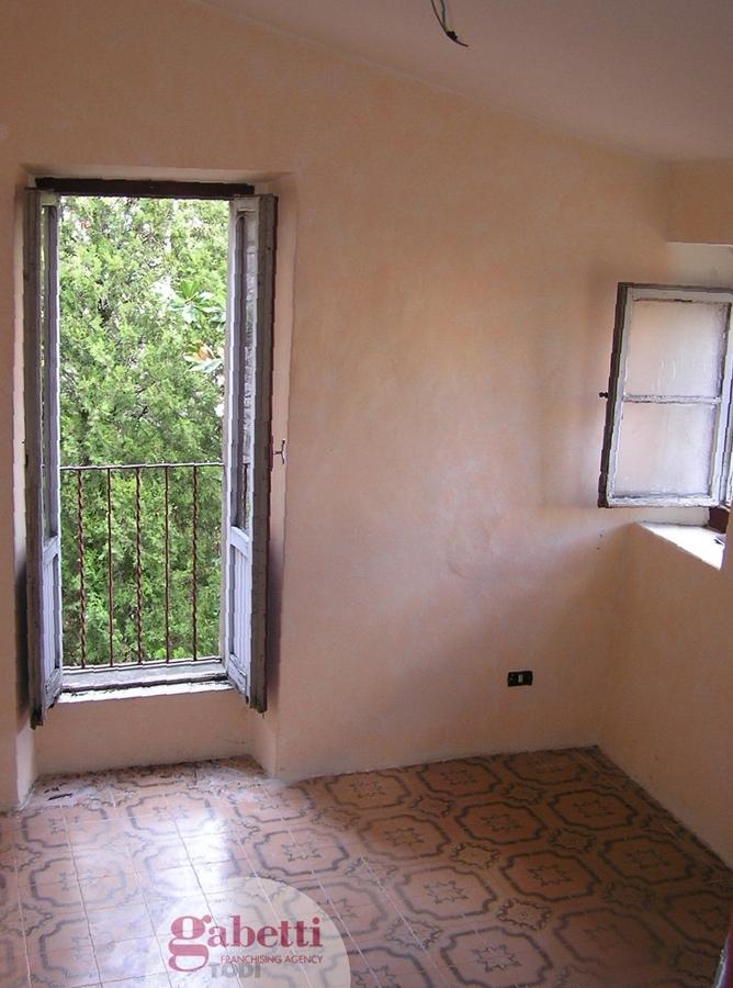 casa indipendente in vendita a Todi