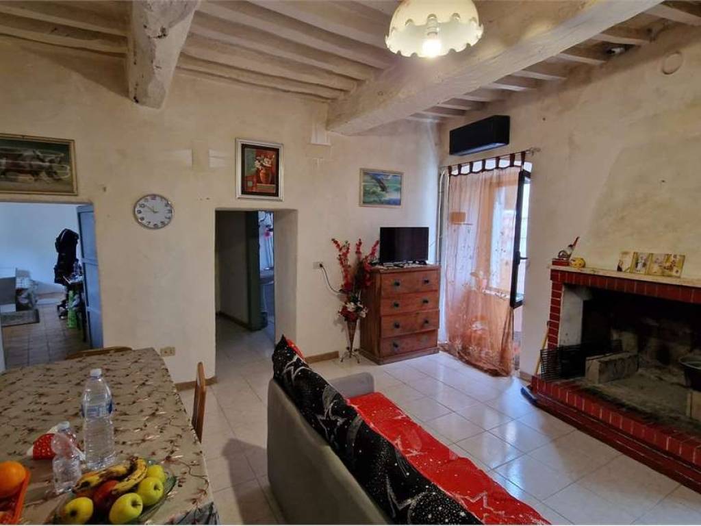 casa indipendente in vendita a Todi in zona Monticello