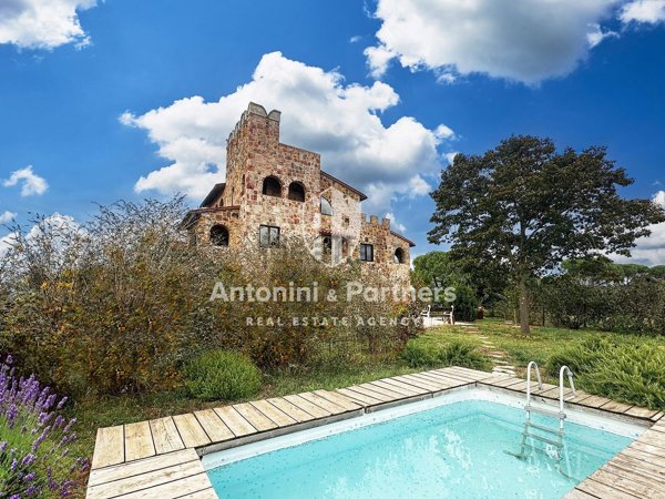 casa indipendente in vendita a Todi