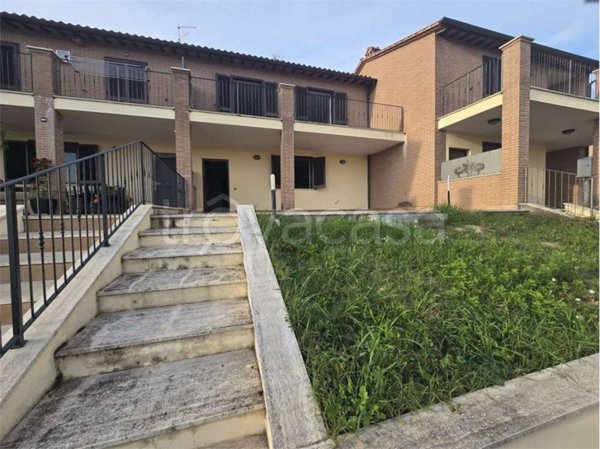 casa indipendente in vendita a Todi