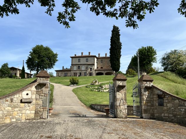 casa indipendente in vendita a Todi