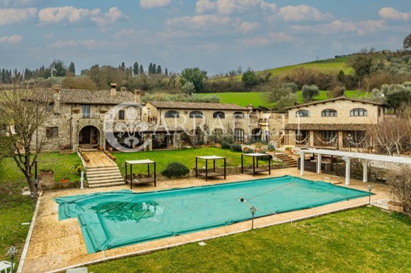 casale in vendita a Todi