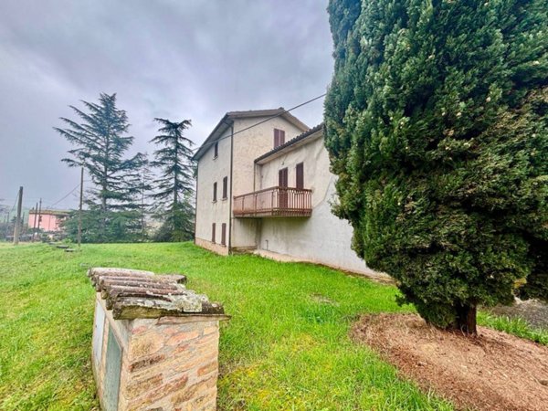 casa indipendente in vendita a Todi in zona Pantalla