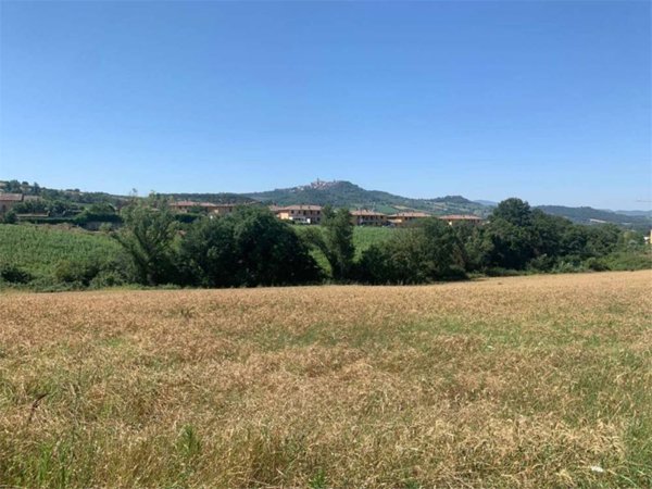casa indipendente in vendita a Todi