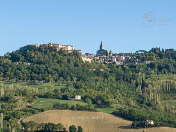 casa indipendente in vendita a Todi