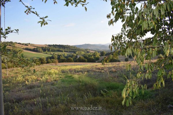 casa indipendente in vendita a Todi