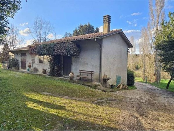capannone in vendita a Todi