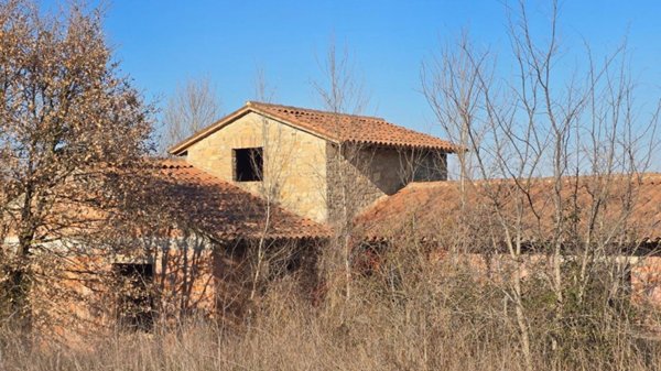 casa indipendente in vendita a Todi in zona Romazzano