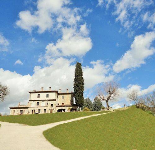 casa indipendente in vendita a Todi