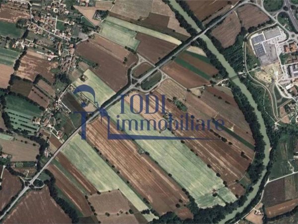 terreno agricolo in vendita a Todi in zona Pian di San Martino
