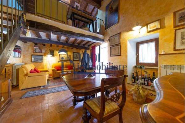 casa indipendente in vendita a Todi