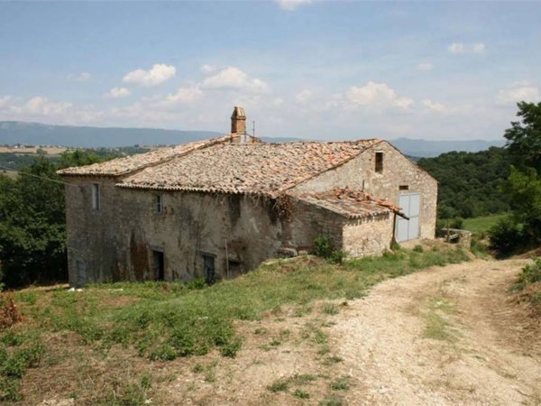 casa indipendente in vendita a Todi