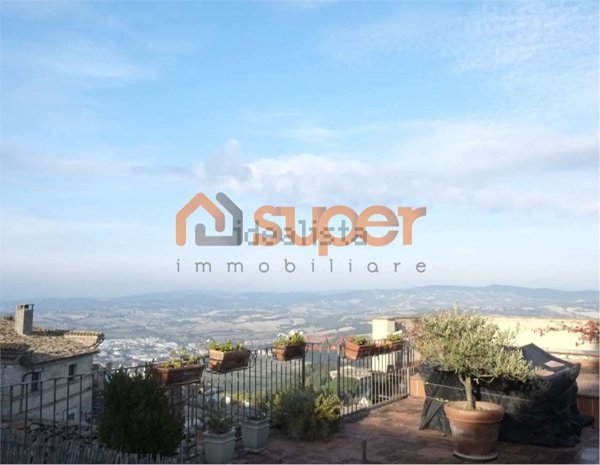 appartamento in vendita a Todi