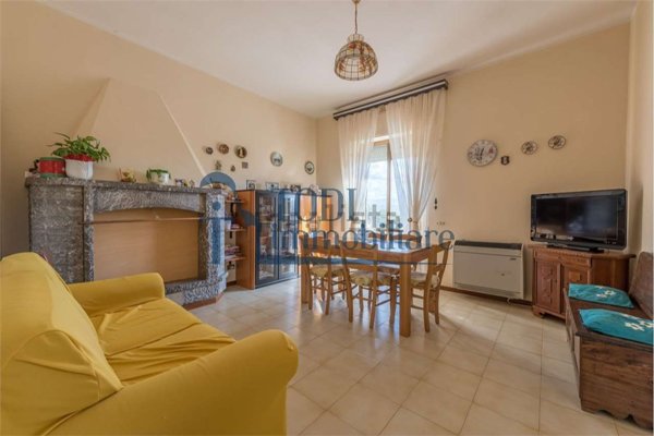 casa semindipendente in vendita a Todi