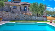 casa indipendente in vendita a Todi