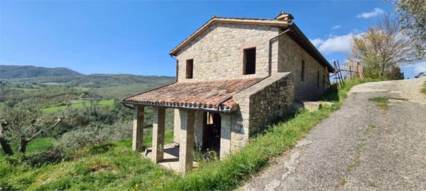 casa indipendente in vendita a Todi in zona Montemolino
