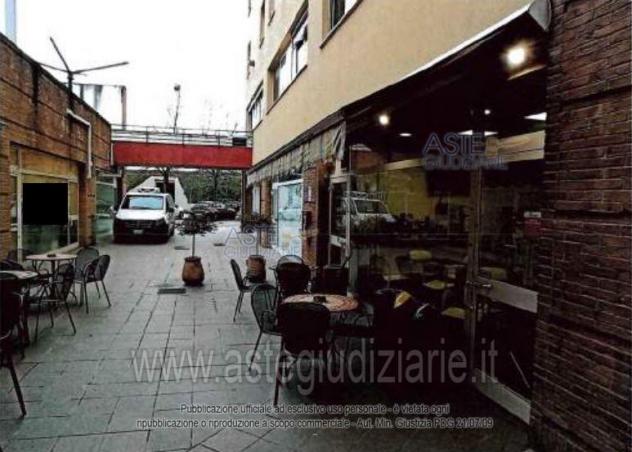 negozio in vendita a Todi in zona Pian di Porto