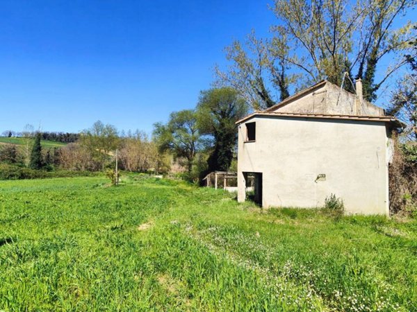 quadrivano in vendita a Todi in zona San Damiano