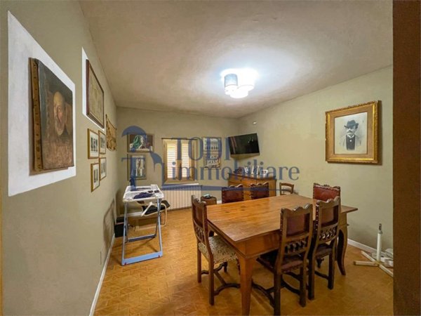 casa indipendente in vendita a Todi