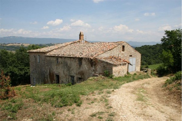 casa indipendente in vendita a Todi