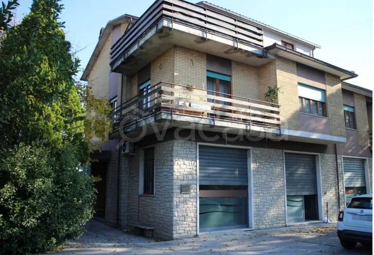 trivano in vendita a Todi