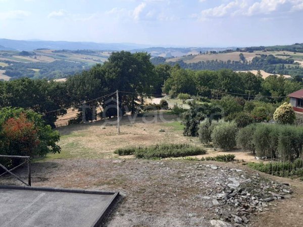 terreno edificabile in vendita a Todi in zona Rosceto