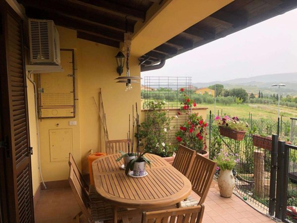casa indipendente in vendita a Todi