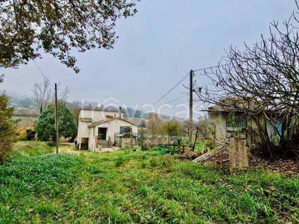 casa indipendente in vendita a Todi