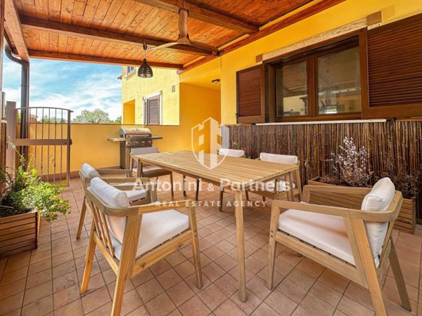casa indipendente in vendita a Todi