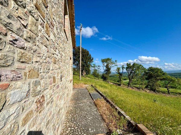 casa indipendente in vendita a Todi