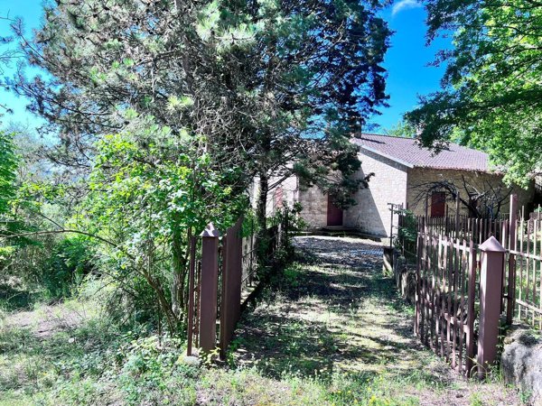 casa indipendente in vendita a Todi in zona Canonica