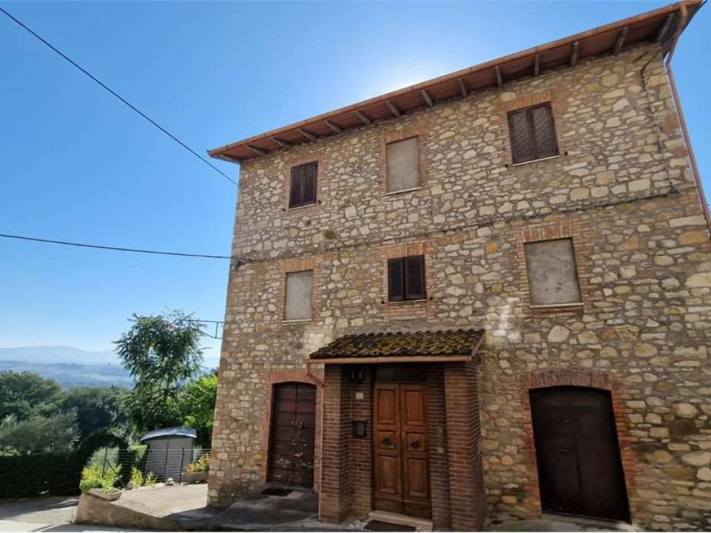 casa indipendente in vendita a Todi in zona Pian di San Martino