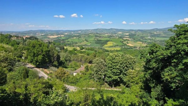 appartamento in vendita a Todi