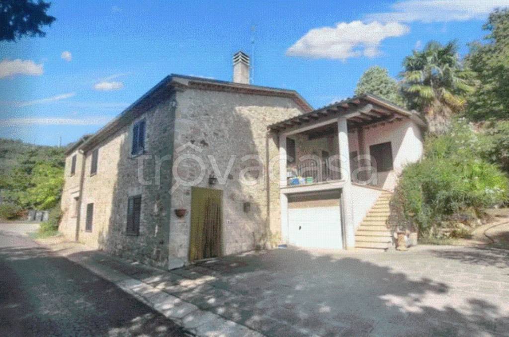 appartamento in vendita a Todi in zona Casemasce