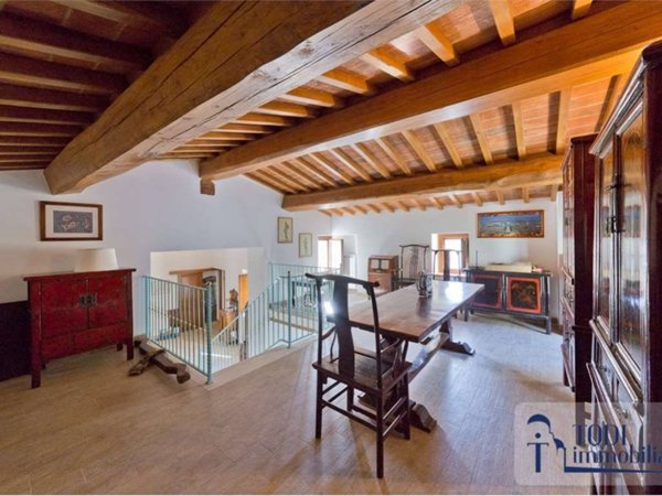 casa indipendente in vendita a Todi