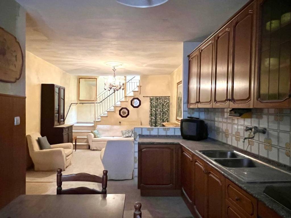 casa indipendente in vendita a Todi