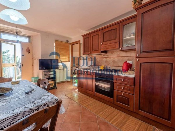 appartamento in vendita a Todi in zona Rosceto