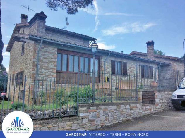 casa indipendente in vendita a Todi