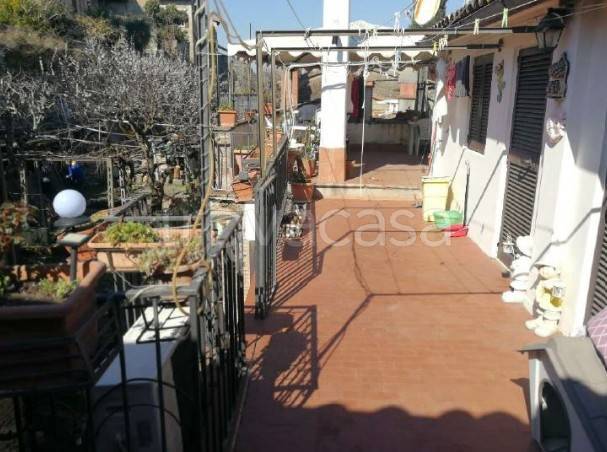 casa indipendente in vendita a Todi