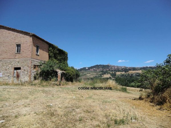 casa indipendente in vendita a Todi