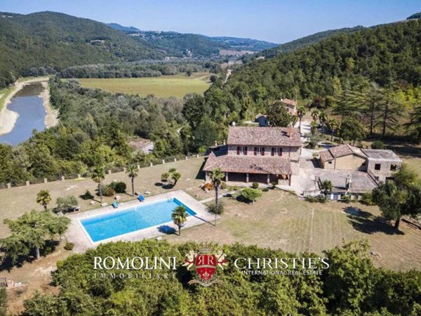casa indipendente in vendita a Todi