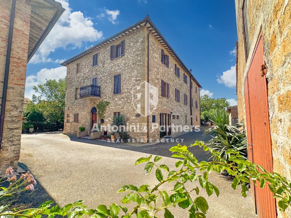 casa indipendente in vendita a Todi in zona Pian di San Martino