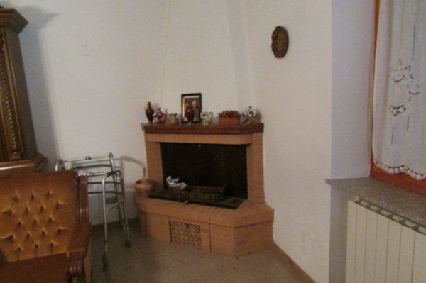 casa indipendente in vendita a Todi