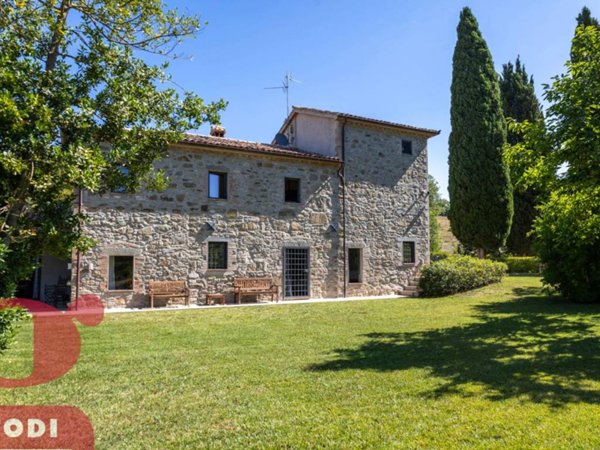 casa indipendente in vendita a Todi